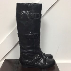 💔💔SOLD💔💔Low wedge boot with buckles